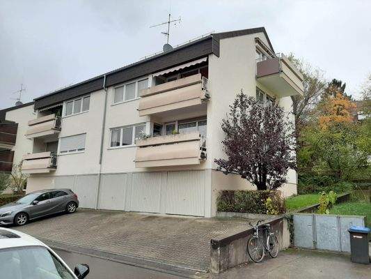 Außenansicht, rechts, inkl. Stellplatz