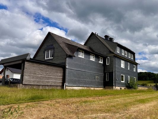 Nordwestansicht_Mehrfamilienhaus_Usseln