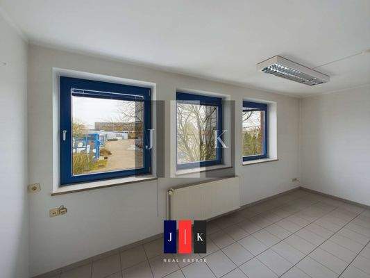 Büro Innenansicht 3 (OG)