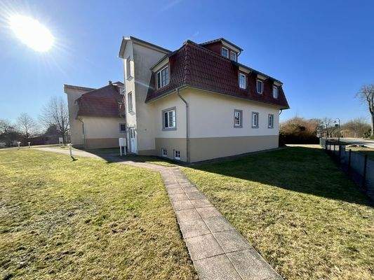 Hausansicht von der Straße