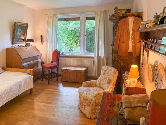 Weiteres Zimmer EG mit Blick in den Garten