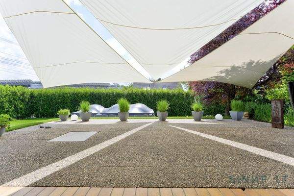 Impression Garten und Terrasse Wohnhaus