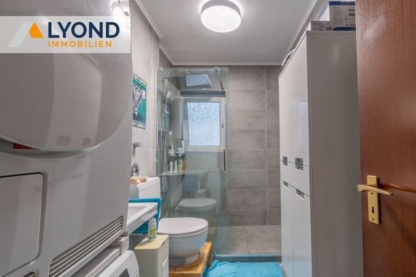 LYD 3800 - 10 Badezimmer