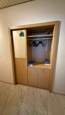 Einbaugarderobe im Flur