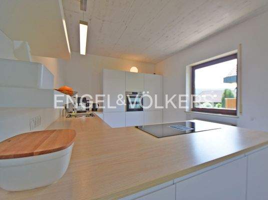 Stilvolle Küche im Obergeschoss