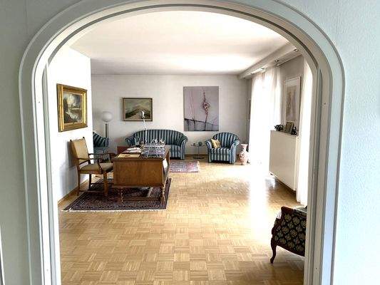 11_Wohnzimmer v. Essbereich.JPG