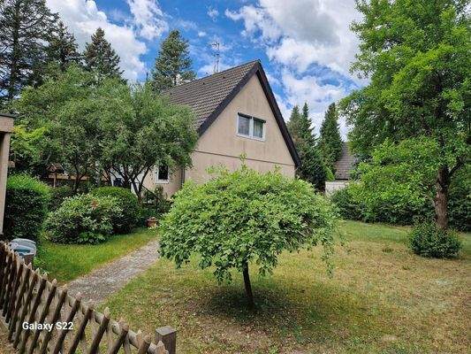 Hinteransicht inkl. Garten