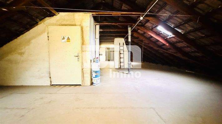 Gemeinschaft Trockenboden