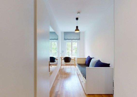 Schlafzimmer 1