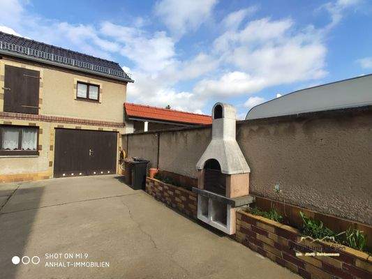 Hof Richtung Nebengelass