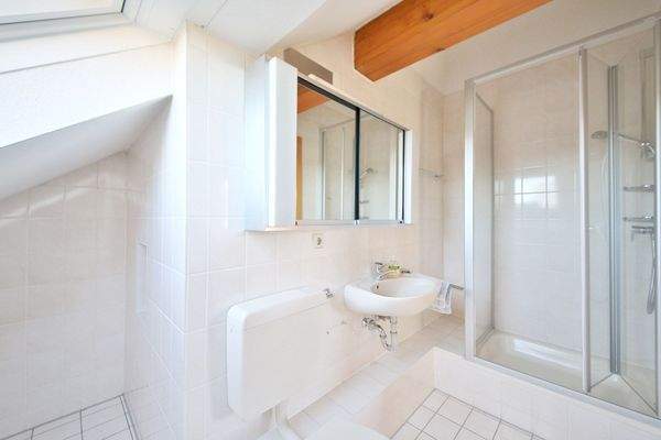Badezimmer im Dachgeschoss