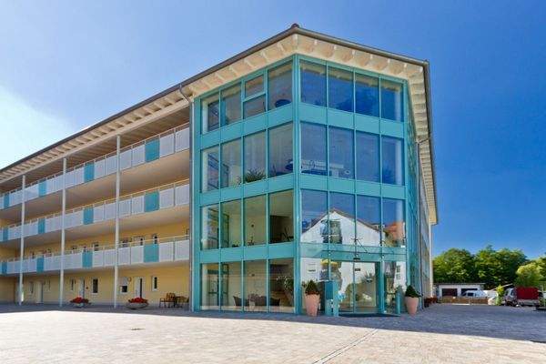 Betreutes-Wohnen-Regen-1030x687