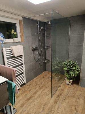 Badezimmer Kellergeschoss