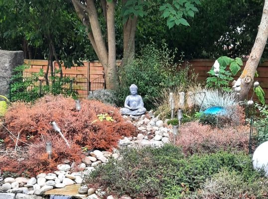 Garten mit Buddha