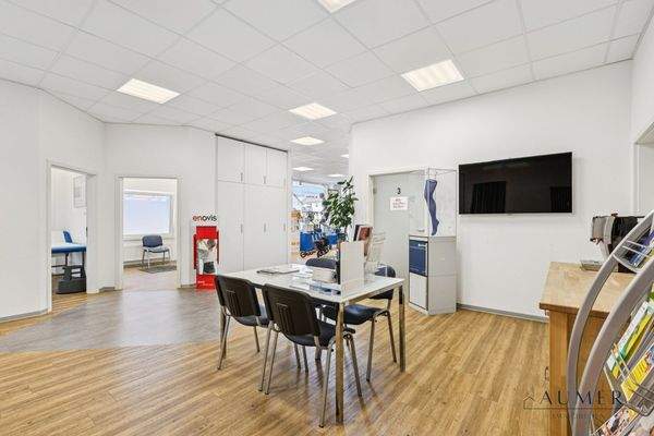 backbone_551438-A_157_WEB