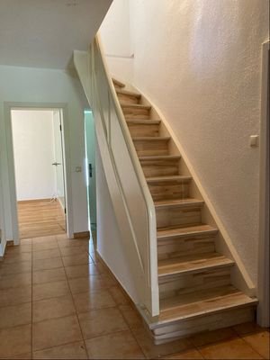 Flur / Treppenhaus - Erdgeschoss