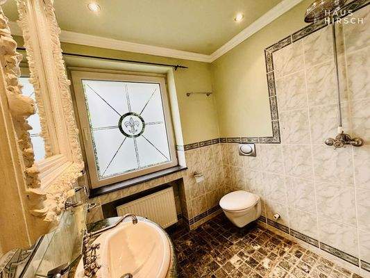 Bad mit Dusche im Loft