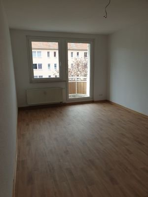 WMW 28 f 2. OG rechts 