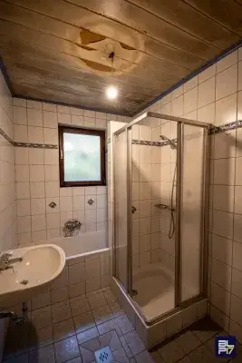 Haus Wiesfleck 16.png