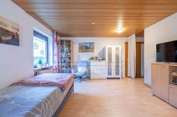 Wohn- und Schlafzimmer ELW