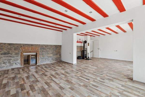 ehemaliger Schankraum, jetzt  Büro oder Wohnzimmer_EG