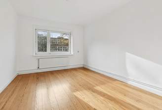 1. Zimmer mit Südfenster.