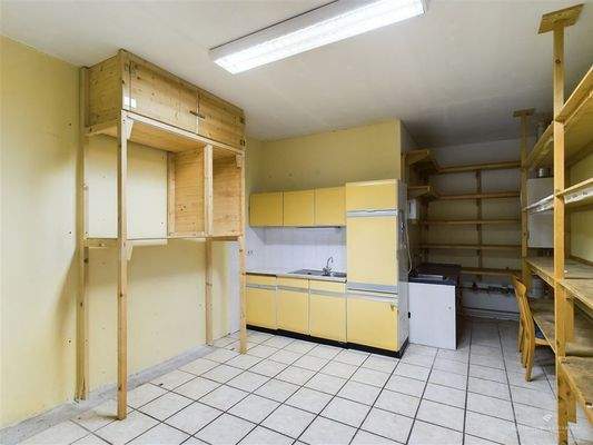 CAM01281G0-PR0031-STILL015