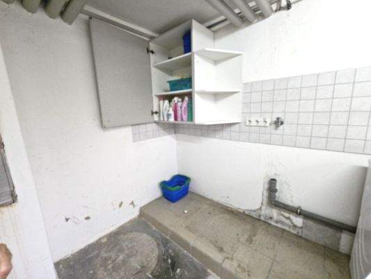 9. Waschmaschinenplatz