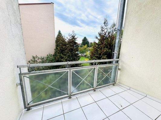 WhatsApp Image 2025-10-20 at 13.09.22(9)