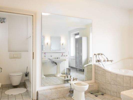 Vollbad en Suite im 1.OG