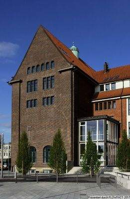 Außenansicht mit Eingang