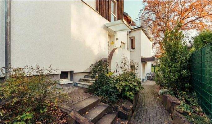 Eingangsbereich vorn u. hinten