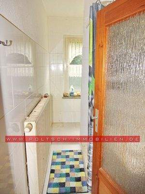 Bad mit gefliester Dusche