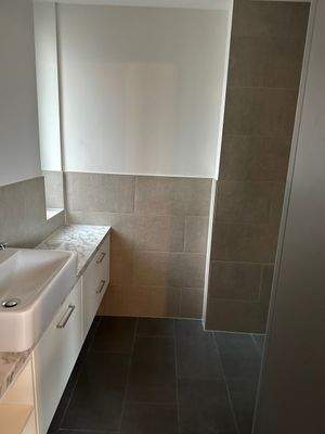 Badezimmer Ansicht 2