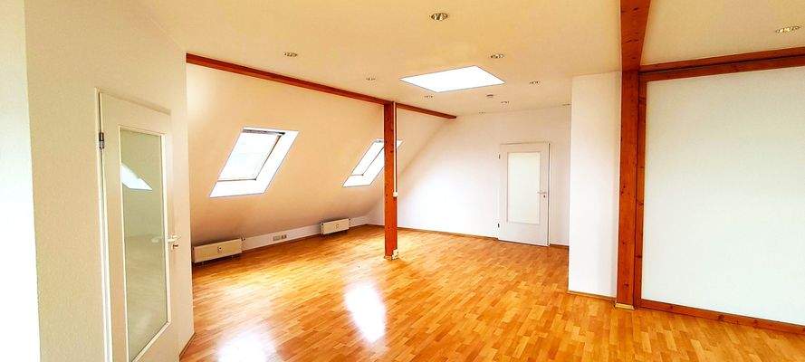 Zentraler Hauptraum (3)