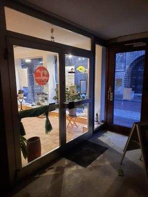 Kosmetik-Eingang, EG. jpg