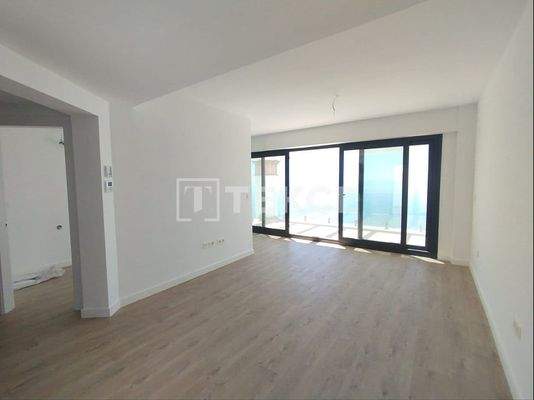 Sea View Houses with Communal Pool in Torrox