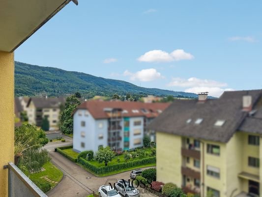 Blick auf die Berge vom Balkon