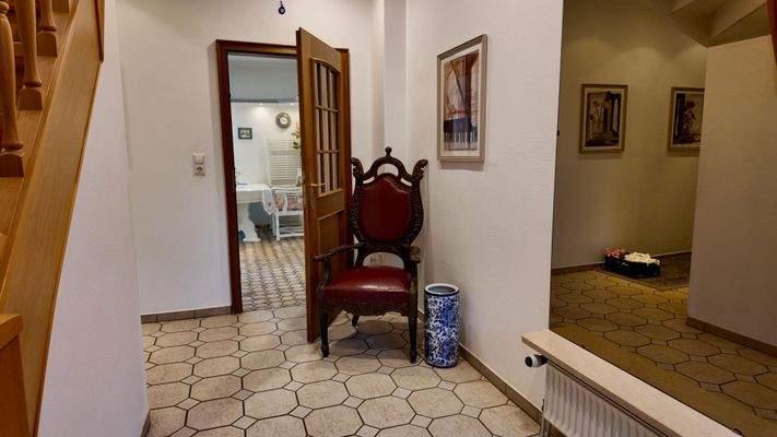 Großzügiger Eingangsbereich