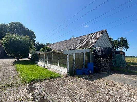 Schuppen 2 mit Gewächshaus