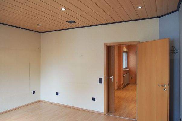 ... Arbeitszimmer im EG