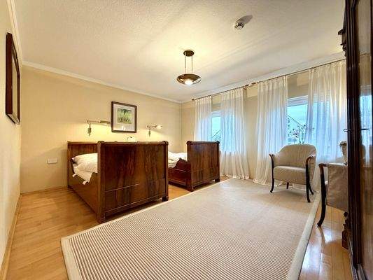 Schlafzimmer im 1. Obergeschoss