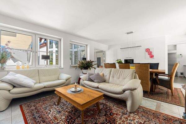 Gemütliche Sitzgelegenheit im Wohnzimmer