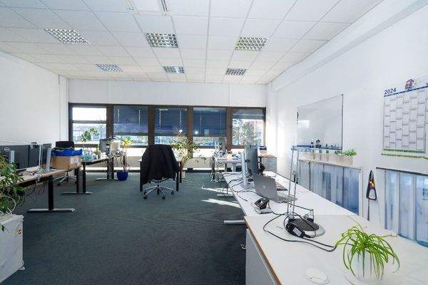 1. Großraumbüro westlich