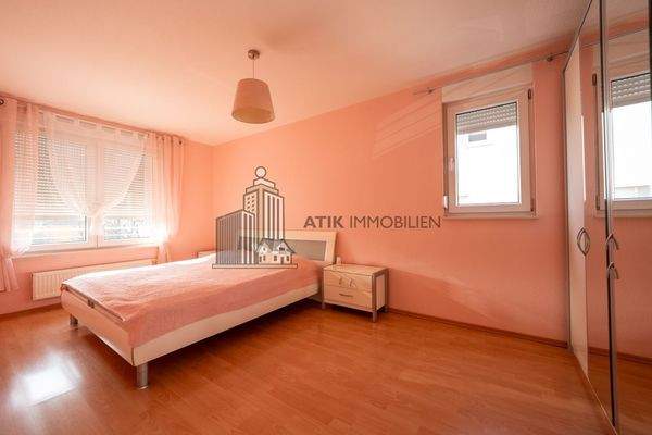 Schlafzimmer 1, 1. OG