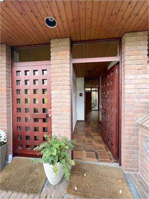 Peter Dondorf Immobilien - Haustür