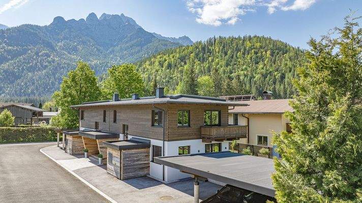 KITZIMMO-Exklusive Haushälfte in Ruhelage mit Bergblick kaufen - Immobilien Waidring.