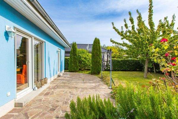 Haus und Südterrasse