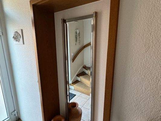 Garderobe im Erdgeschoss.jpg