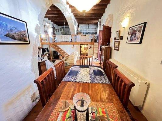 Kreta, Paleloni – Traditionelles kretisches Haus mit ikonischen Steinbögen